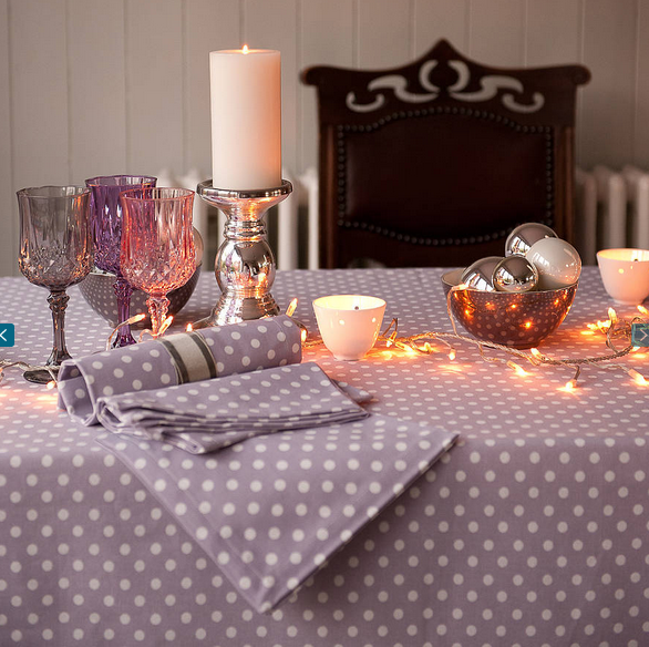 Salle à manger: comment choisir les linges de table, nappes et ... Manger décor salle à Meuble
