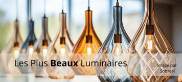Collection élégante de suspensions en verre soufflé aux formes organiques et aux teintes variées, mise en valeur par un éclairage chaleureux – Image par Sobreal
