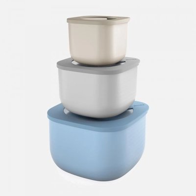 Ensemble de 3 contenants hermétiques profonds empilables en plastique coloré – bleu, gris et beige – idéal pour conserver les aliments, chez Linen Chest