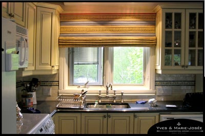 stores-romains-habillage-de-fenetres-accessoires-articles-decoratifs-decorer-cuisine-idees-solutions-trucs_conseils_comment_decoration_design_interieur_ameublement_quebec_canada