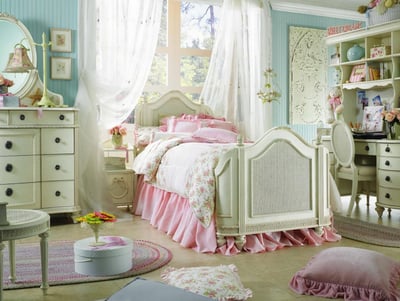 meubles-linton-chambre-fille-romantique-style_decor_baroque_rococo_ameublement_quebec_canada
