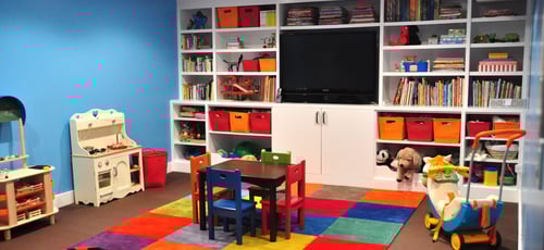 Chambre d'enfant: Trucs et Astuces pour un Rangement Rapide et Efficace