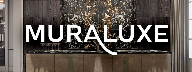 Muraluxe devant un mur décoratif haut de gamme en aluminium composite, design intérieur moderne