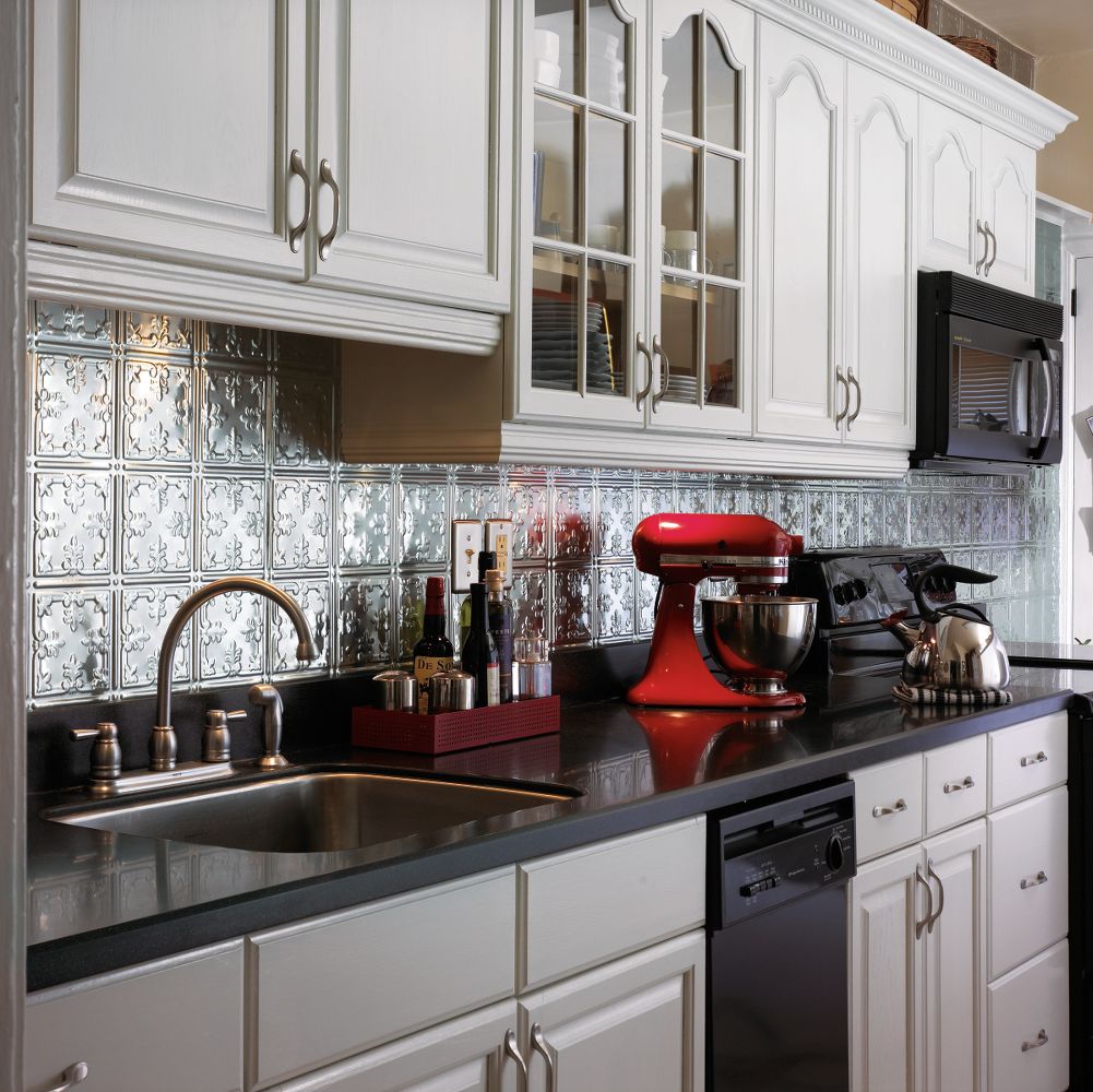metal-metallique-stainless-acier-inox-dosseret-cuisine-decorer-idees-solutions-trucs_conseils_comment_decoration_design_interieur_ameublement_quebec_canada