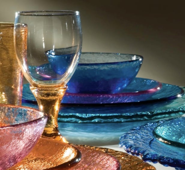 vaisselle-couvert-assiettes-verre-decorer-cuisine-idees-solutions-trucs_conseils_comment_decoration_design_interieur_ameublement_quebec_canada
