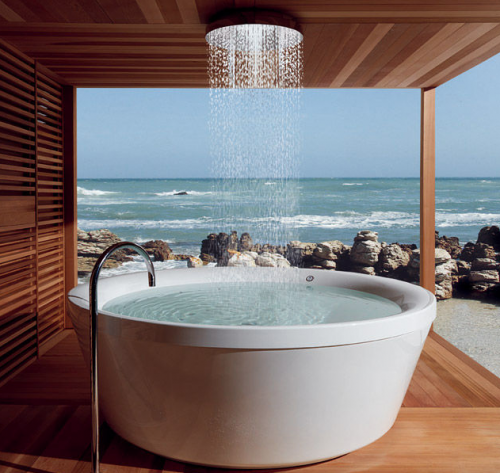 La salle de bain: le lieu par excellence pour s'accorder du temps de qualité en toute intimité.