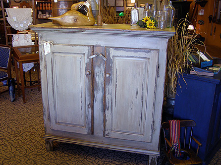 l_authentique-reproductions-meubles-style_decor_decoration_chabby_chic_ameublement_quebec_canada
