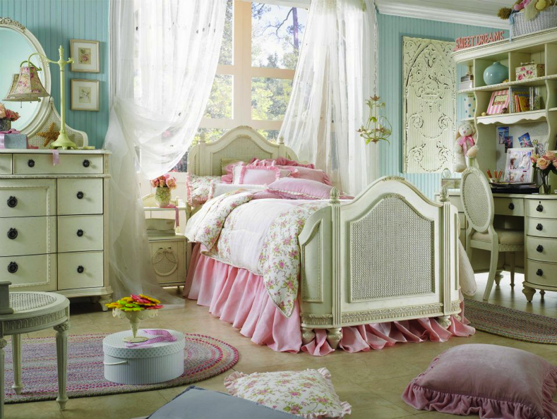 meubles-linton-chambre-fille-romantique-style_decor_baroque_rococo_ameublement_quebec_canada