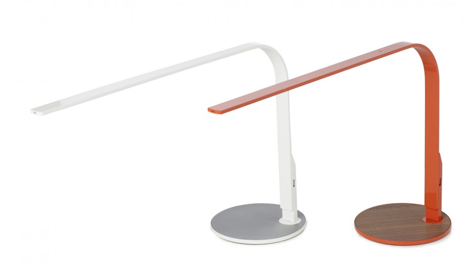 un_feuteuil_pour_deux_luminaire_style_decor_minimaliste_ameublement_quebec_canada